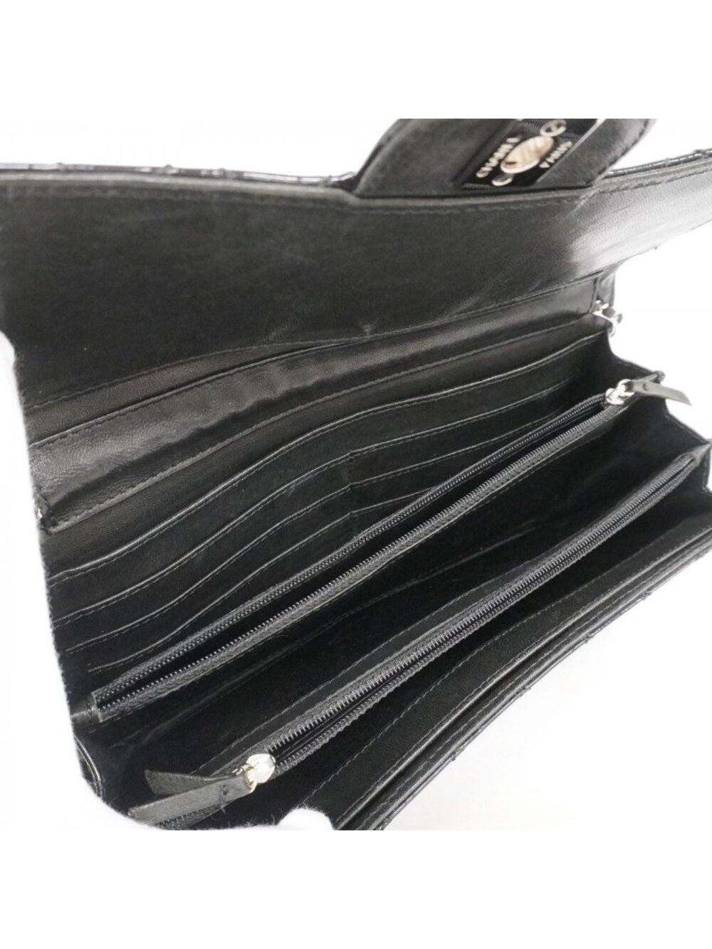 Chanel Shoulder Wallet Quilted Patent Leather Black Silver - Picture 4 of 10